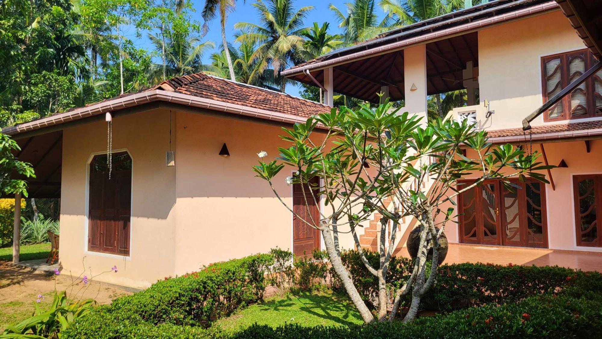 King Coconut Lodge Habaraduwa Central Kültér fotó