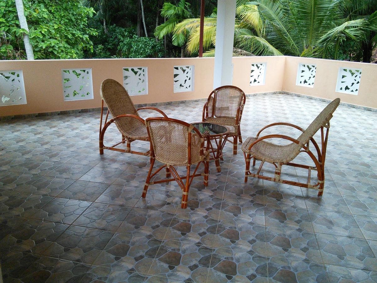 King Coconut Lodge Habaraduwa Central Kültér fotó